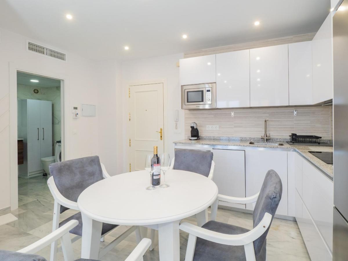 Cubo'S Apartamento Atocha With Optional Parking Малага Екстер'єр фото