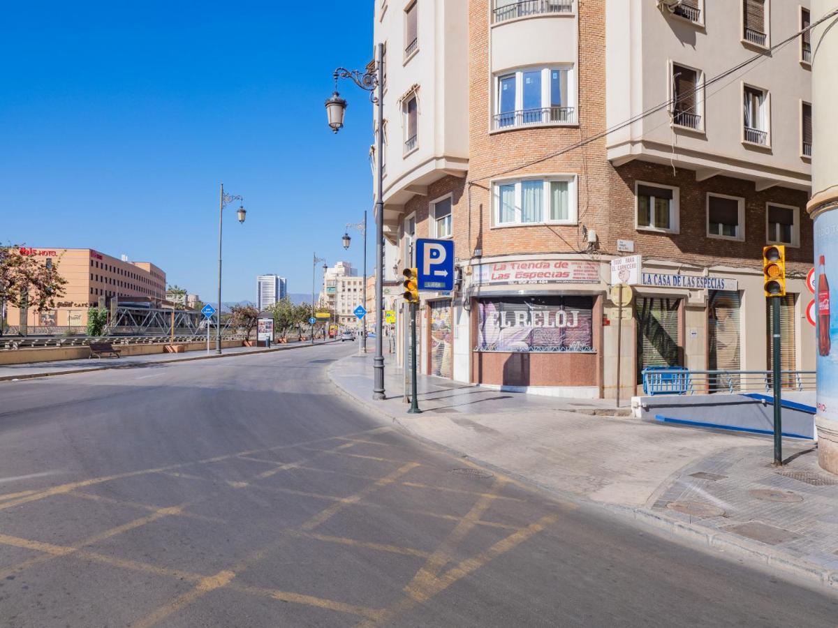 Cubo'S Apartamento Atocha With Optional Parking Малага Екстер'єр фото