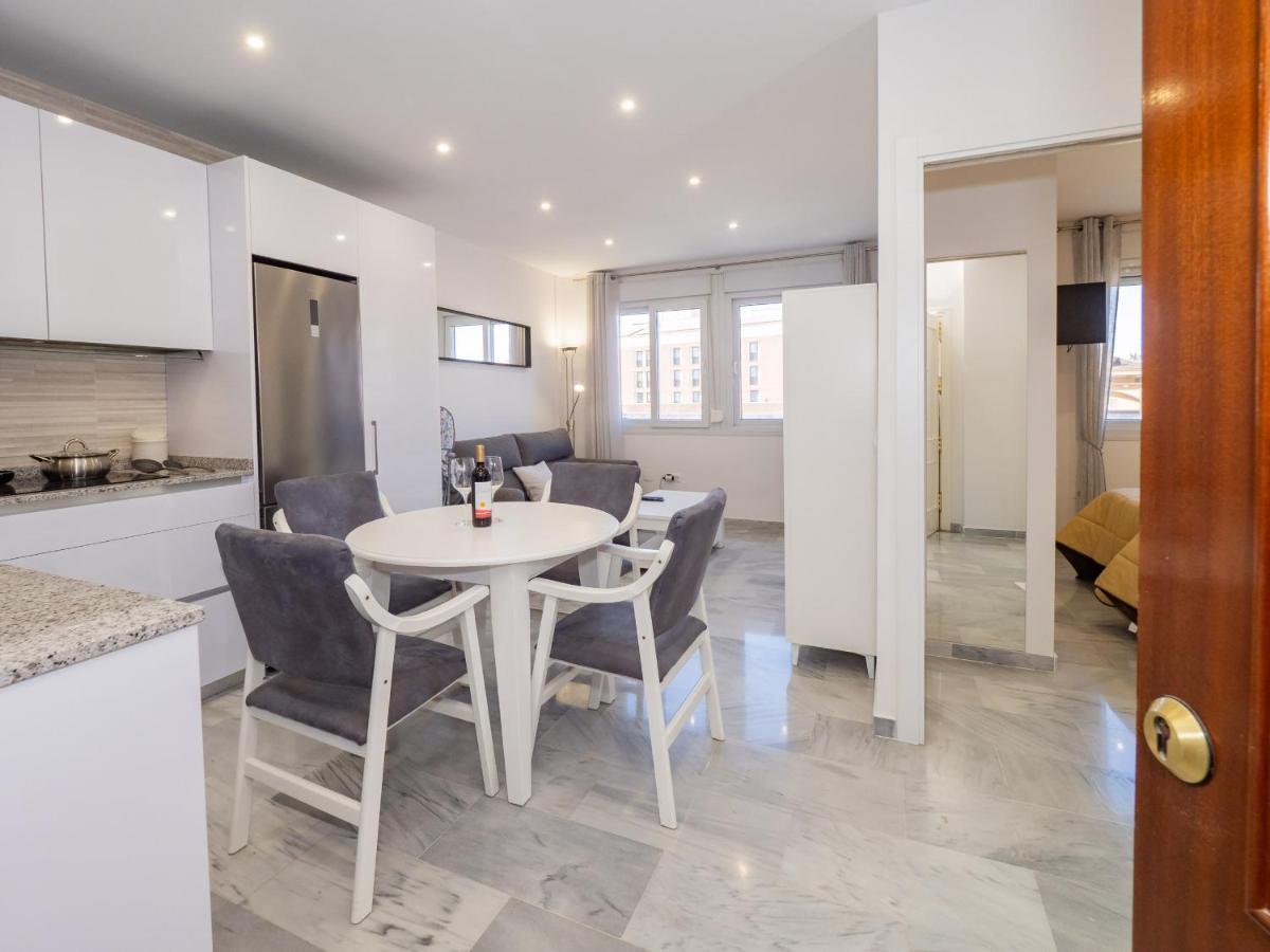 Cubo'S Apartamento Atocha With Optional Parking Малага Екстер'єр фото