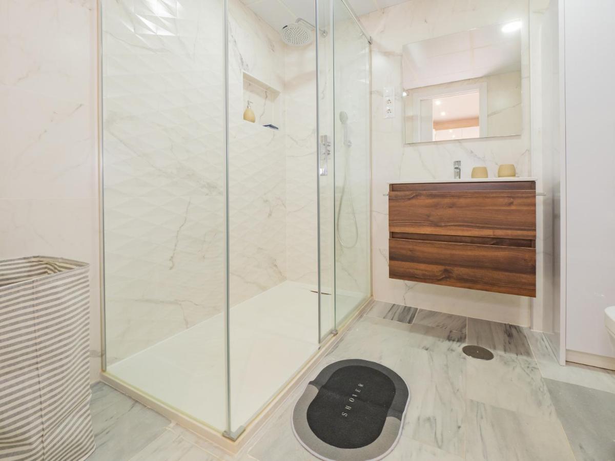 Cubo'S Apartamento Atocha With Optional Parking Малага Екстер'єр фото